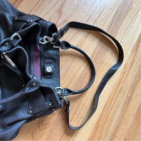 LAST CHANCE - Cole Haan Black leather boho handbag - Picture 6 of 13